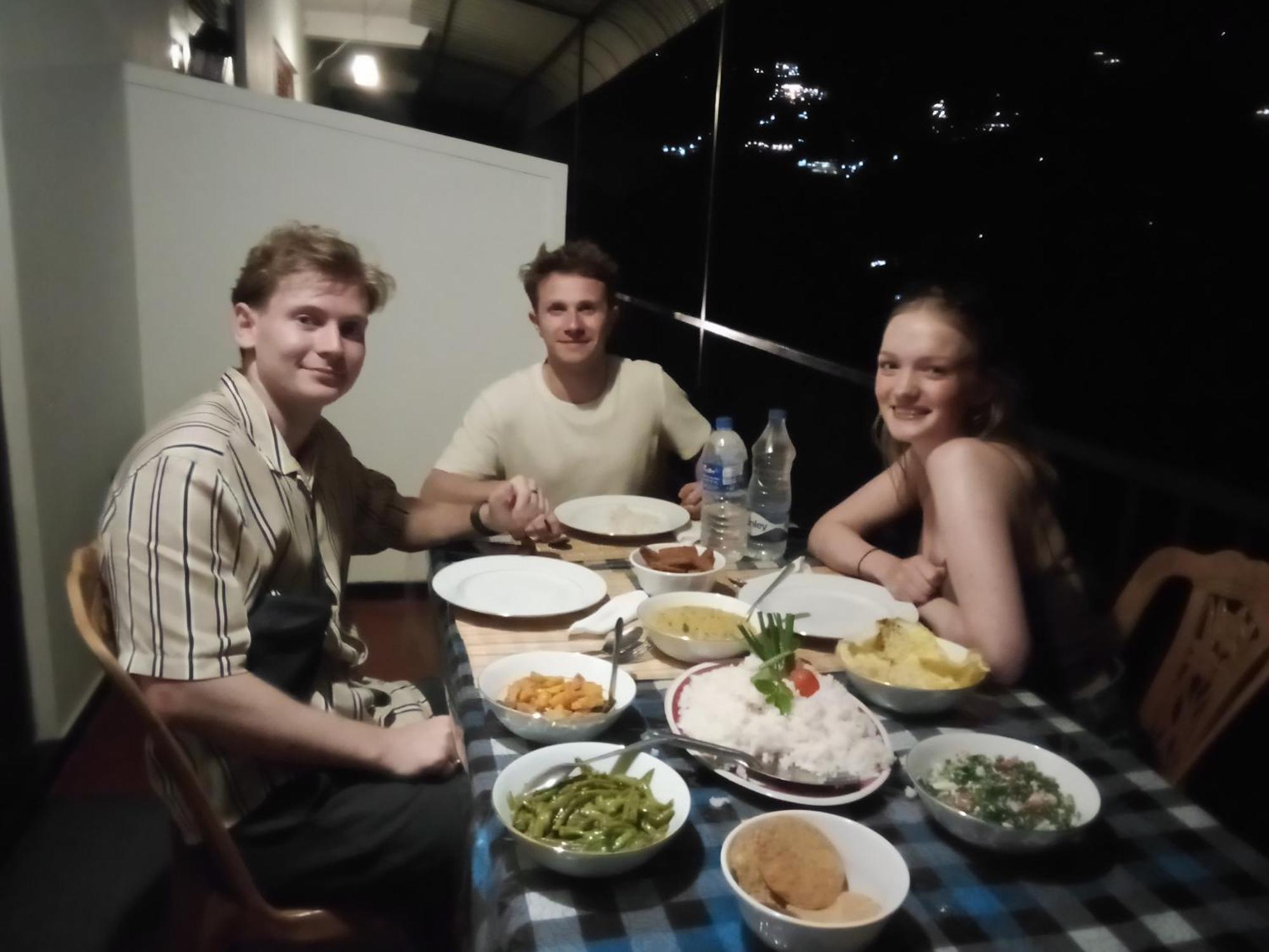 Forest Rawana Homestay Ела Екстериор снимка