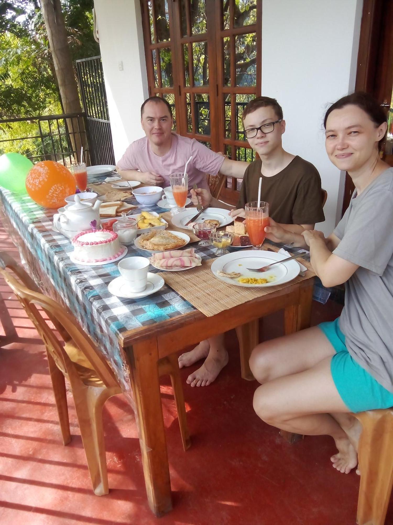Forest Rawana Homestay Ела Екстериор снимка