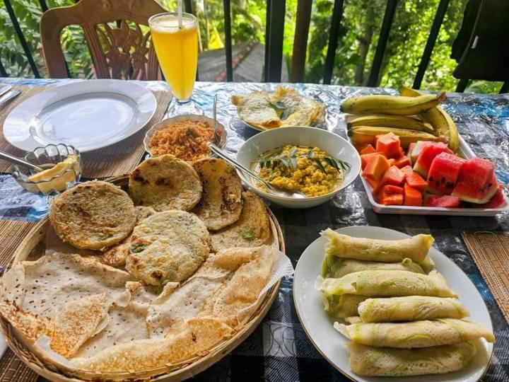 Forest Rawana Homestay Ела Екстериор снимка